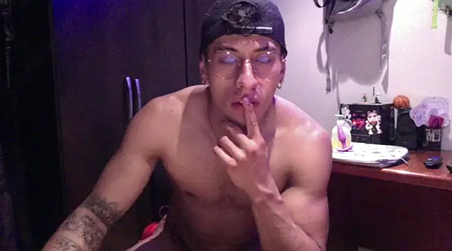 Thiago Happy online show from 03/13/25, 04:16
