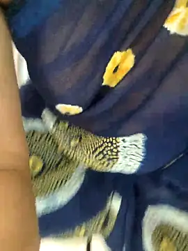 Snapshot of priya_00143 chatting on 01/06/26, 06:50 priya 00143 online show from 01/06/26, 06:50