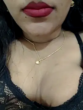 Snapshot of priya_00143 chatting on 02/15/26, 12:25 priya 00143 online show from 02/15/26, 12:25