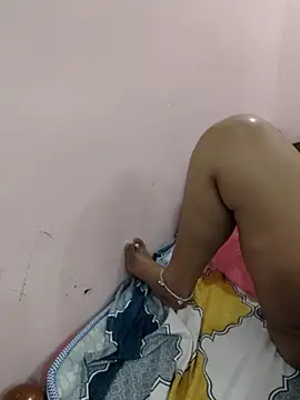 Snapshot of priya_00143 chatting on 02/23/26, 07:17 priya 00143 online show from 02/23/26, 07:17