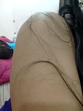 priya 00143 online show from 04/19/26, 06:21