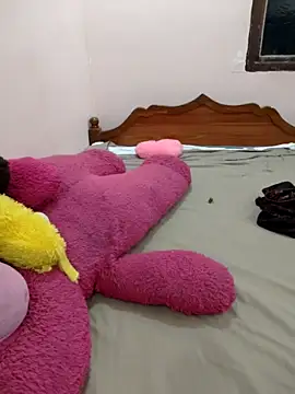 priya 00143 online show from 05/09/26, 04:12
