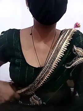 Snapshot of seexypatola chatting on 09/30/25, 06:18 seexypatola online show from 09/30/25, 06:18