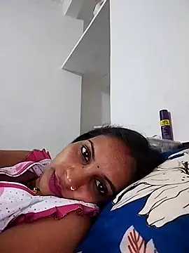Snapshot of Hotty-Nidhi chatting on 03/18/25, 02:58 Hotty-Nidhi online show from 03/18/25, 02:58