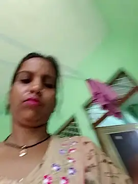 Snapshot of Hotty-Nidhi chatting on 09/09/25, 03:50 Hotty-Nidhi online show from 09/09/25, 03:50