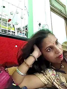 Snapshot of Hotty-Nidhi chatting on 09/11/25, 04:18 Hotty-Nidhi online show from 09/11/25, 04:18