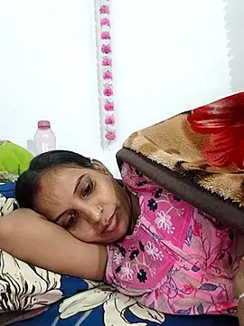 Hotty-Nidhi online show from 11/20/25, 05:34