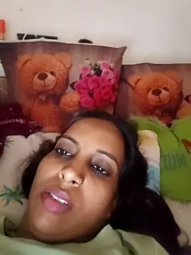 Hotty-Nidhi online show from 06/14/26, 02:57