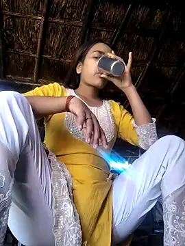 Snapshot of indiancute43 chatting on 04/11/26, 02:16 indiancute43 online show from 04/11/26, 02:16