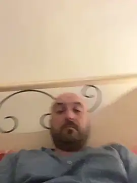 maxxxio12 online show from 03/08/25, 11:37