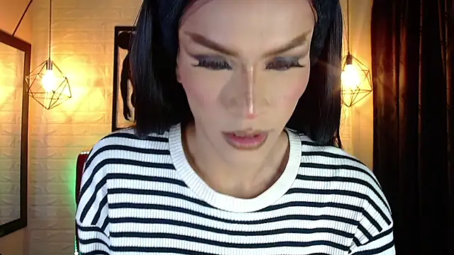 Snapshot of agatha_rodriguez chatting on 09/24/25, 01:36 agatha rodriguez online show from 09/24/25, 01:36