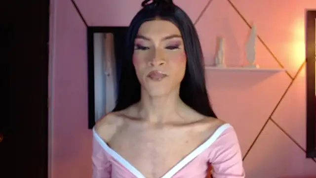 Snapshot of agatha_rodriguez chatting on 10/10/25, 01:54 agatha rodriguez online show from 10/10/25, 01:54