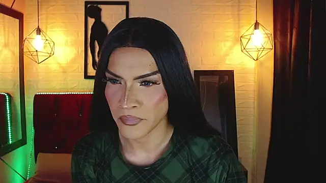 Snapshot of agatha_rodriguez chatting on 11/10/25, 01:32 agatha rodriguez online show from 11/10/25, 01:32