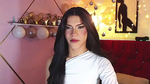 Snapshot of agatha_rodriguez chatting on 12/15/25, 01:48 agatha rodriguez online show from 12/15/25, 01:48