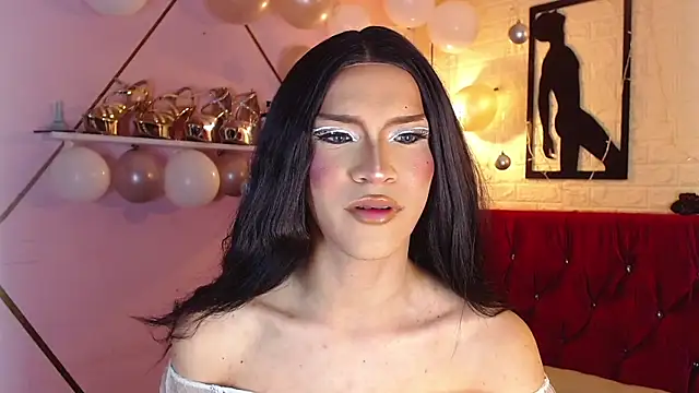 Snapshot of agatha_rodriguez chatting on 12/17/25, 02:12 agatha rodriguez online show from 12/17/25, 02:12