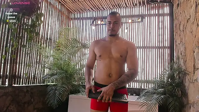 Snapshot of AshtonnSummer chatting on 03/19/25, 03:40 AshtonnSummer online show from 03/19/25, 03:40