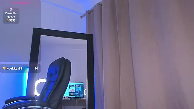 Snapshot of AshtonnSummer chatting on 03/21/25, 02:28 AshtonnSummer online show from 03/21/25, 02:28