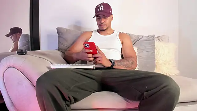 Snapshot of AshtonnSummer chatting on 09/16/25, 05:25 AshtonnSummer online show from 09/16/25, 05:25