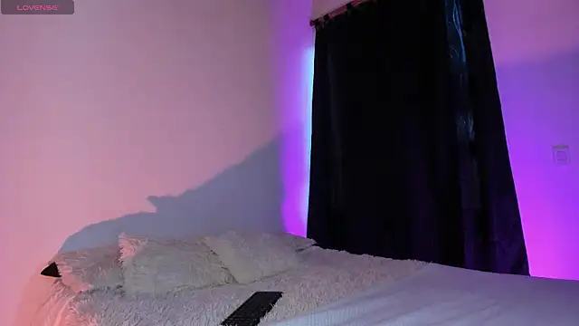 adara evanss online show from 04/12/26, 10:48