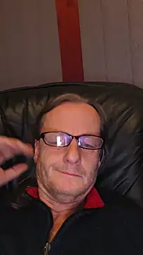 namorreyeb1 online show from 10/26/25, 07:31