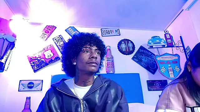 lili roussi online show from 10/19/25, 12:22