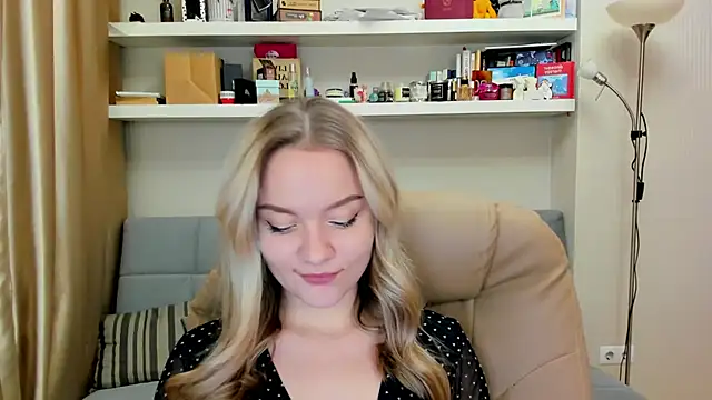 Kara Smith  online show from 12/01/24, 09:26