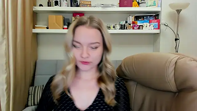 Kara Smith  online show from 12/06/24, 10:41