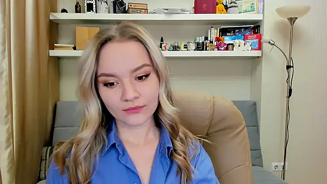 Kara Smith  online show from 12/09/24, 09:16