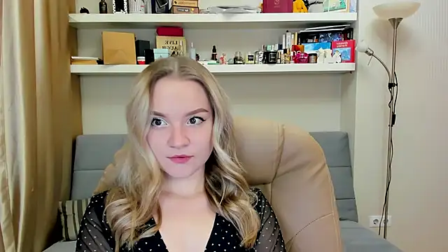 Kara Smith  online show from 12/26/24, 10:20