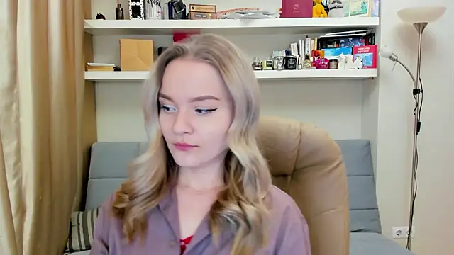 Kara Smith  online show from 01/06/25, 11:20