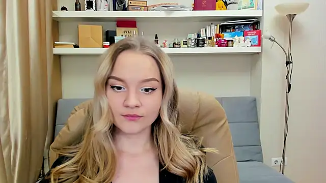 Kara Smith  online show from 01/10/25, 12:27