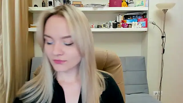 Kara Smith  online show from 02/08/25, 10:19