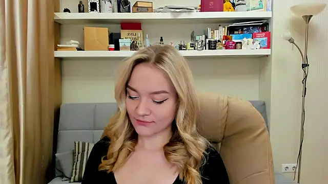 Kara Smith  online show from 03/09/25, 11:14