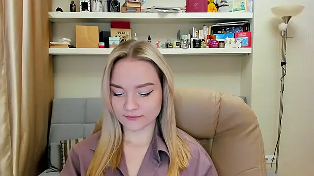 Kara Smith  online show from 03/11/25, 11:59