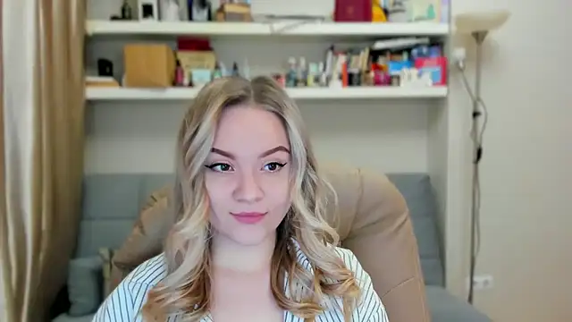 Kara Smith  online show from 11/20/25, 12:55