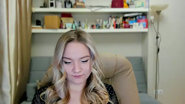 Kara Smith  online show from 11/21/25, 11:36