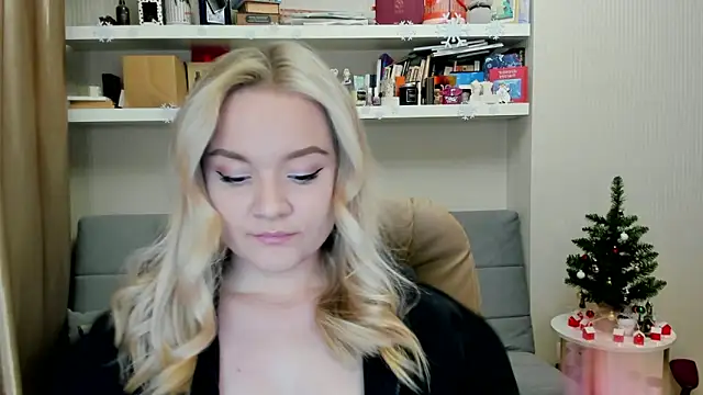 Kara Smith  online show from 12/18/25, 12:49