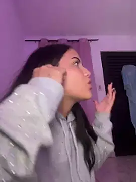 iamsara 21 online show from 04/18/26, 07:01