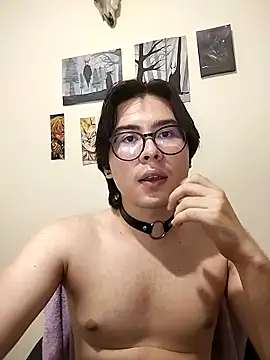 Snapshot of Dante_Gothic chatting on 03/17/25, 05:23 Dante Gothic online show from 03/17/25, 05:23