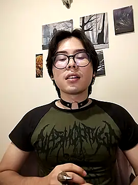 Snapshot of Dante_Gothic chatting on 03/20/25, 09:04 Dante Gothic online show from 03/20/25, 09:04