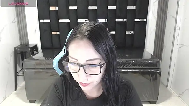 valeria a1 online show from 12/22/25, 02:19