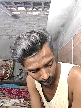 India HOT23 online show from 12/04/25, 07:28