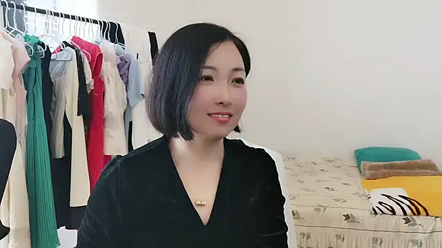 Rachel-6600 online show from 10/16/25, 02:56