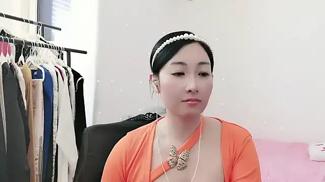 Rachel-6600 online show from 04/23/26, 06:14