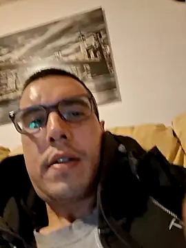 Snapshot of marco199077 chatting on 02/26/26, 09:47 marco199077 online show from 02/26/26, 09:47