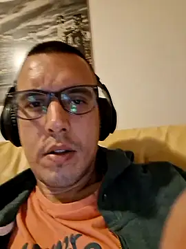 Snapshot of marco199077 chatting on 03/29/26, 07:36 marco199077 online show from 03/29/26, 07:36