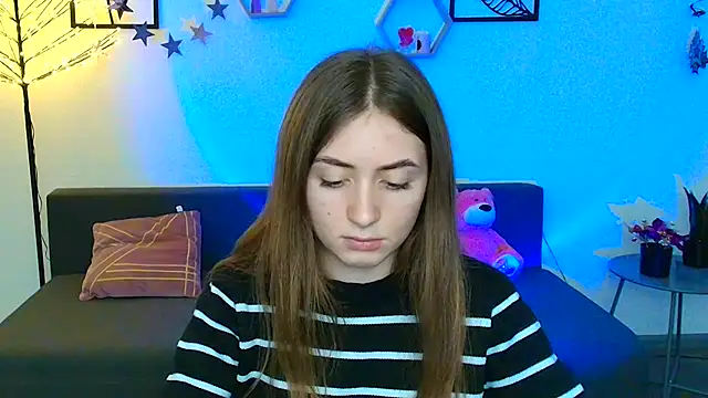 LilyHaart online show from 03/12/25, 05:17