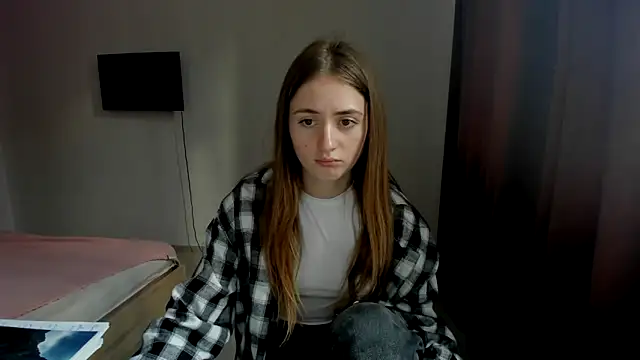 LilyHaart online show from 10/23/25, 12:37