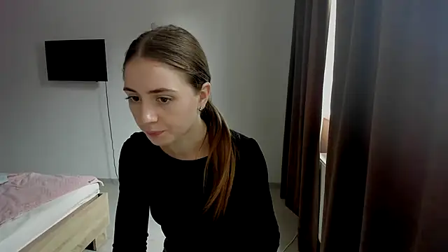 LilyHaart online show from 10/24/25, 10:44