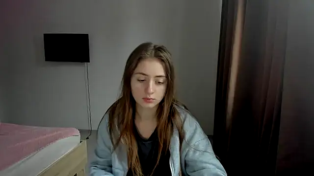 LilyHaart online show from 11/24/25, 11:10